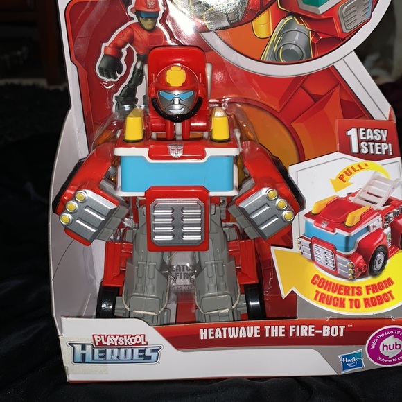 HASBRO- TRANSFORMERS- HEATWAVE THE FIRE-BOT 🆕 COLLECTOR CONDITION - Picture 8 of 16